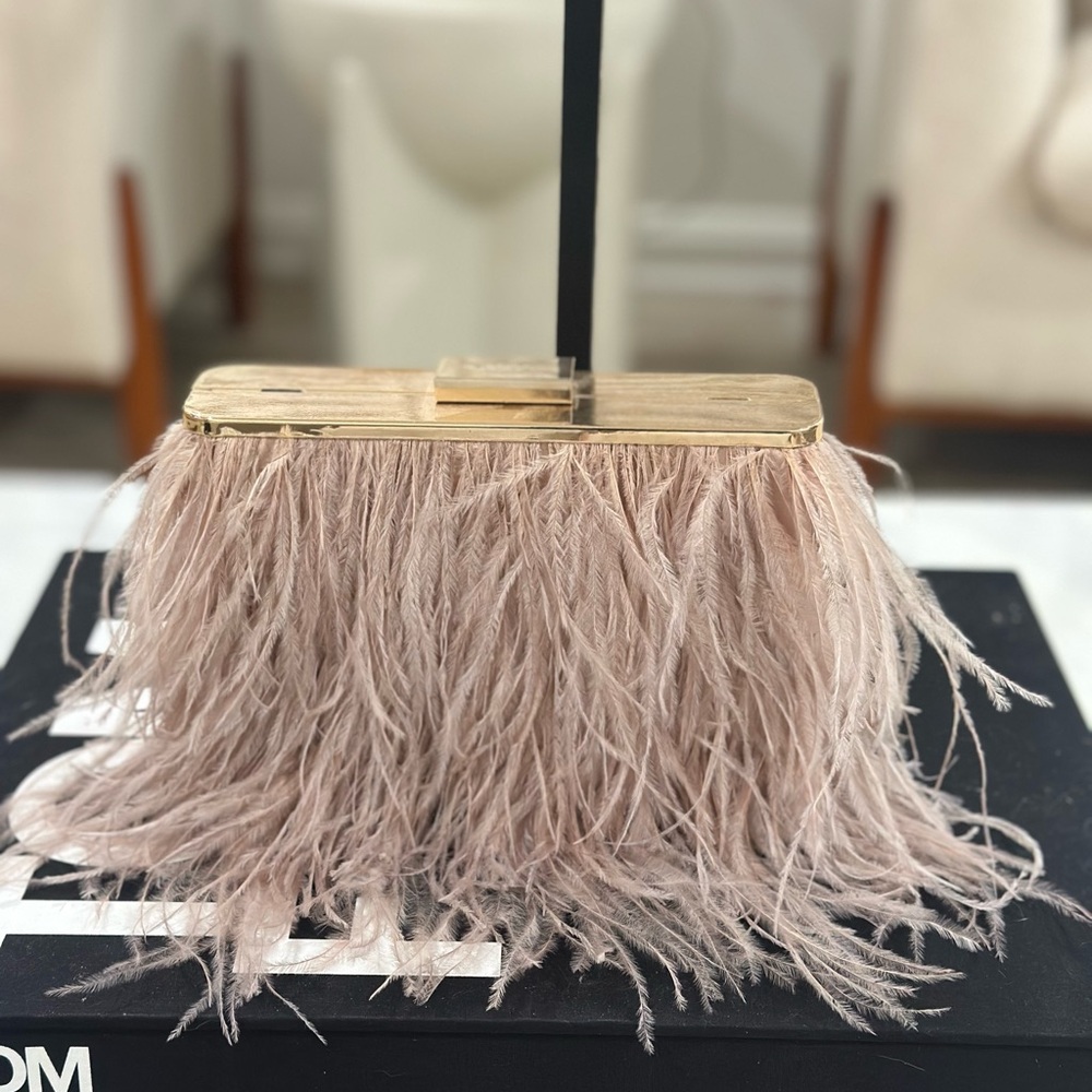 Revolve Olga Berg Chic Feathered Evening Clutch